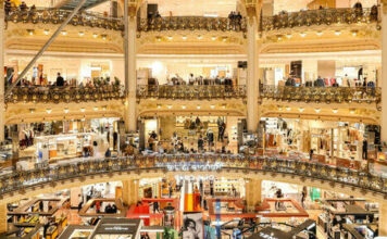 Galeries Lafayette Gilest Jaunes